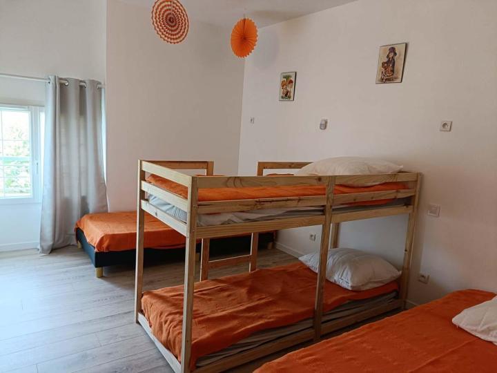 Découvrez le Gîte de Sabré Haut avec Gîtes en Quercy, votre refuge paisible au cœur du Quercy.