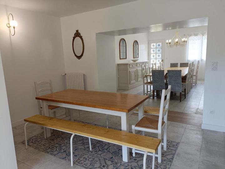 Découvrez le Gîte de Sabré Haut avec Gîtes en Quercy, votre refuge paisible au cœur du Quercy.
